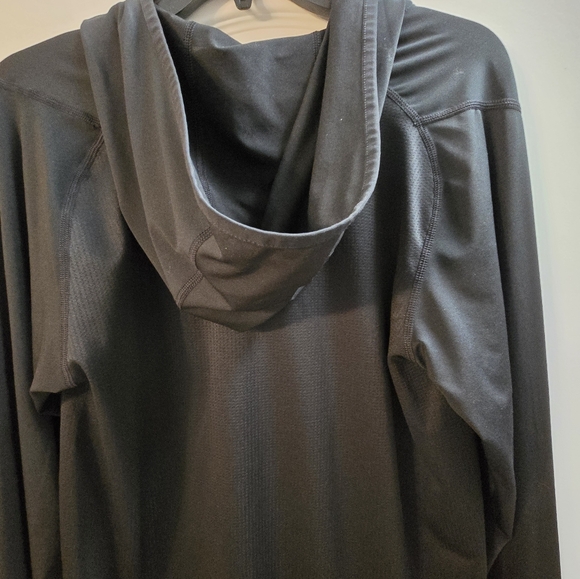 Long sleeve black top - Picture 5 of 7